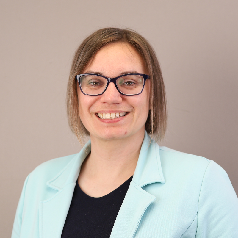 Dr. Stefanie Bremer