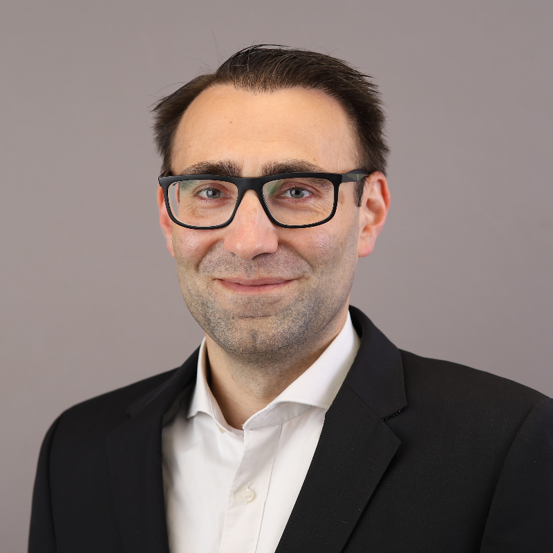 Dr. Gabriel Magnucki