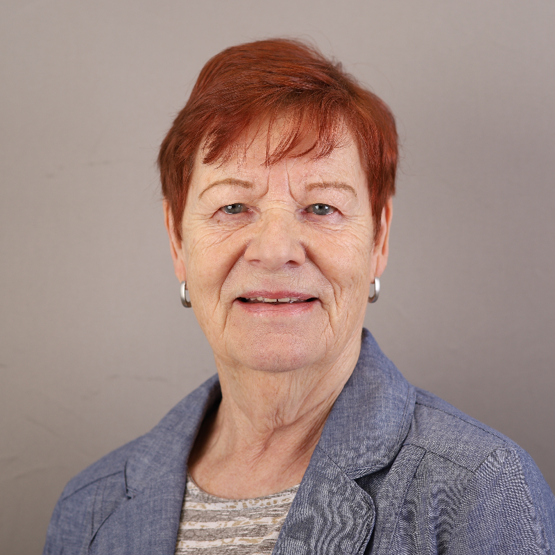  Monika Hadeler